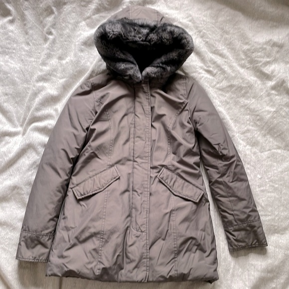 Woolrich Women's Down Parka w Fur-Lined Hood